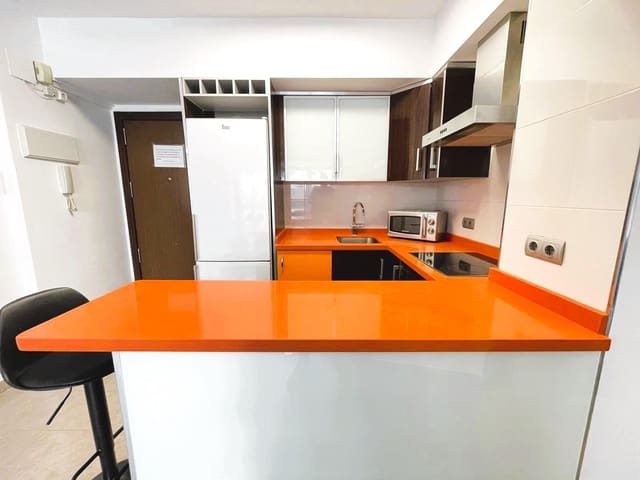 1 bedroom Apartment for rent in Gandia with pool - € 2,900 (Ref: 8802217)