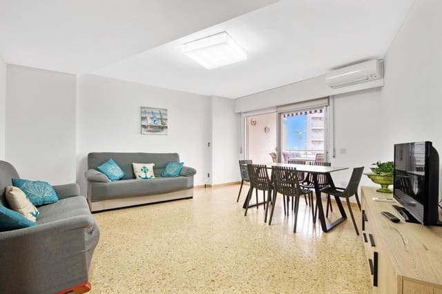 Apartamento de 3 habitaciones en Gandia en alquiler con piscina - 4.000 € (Ref: 8817782)