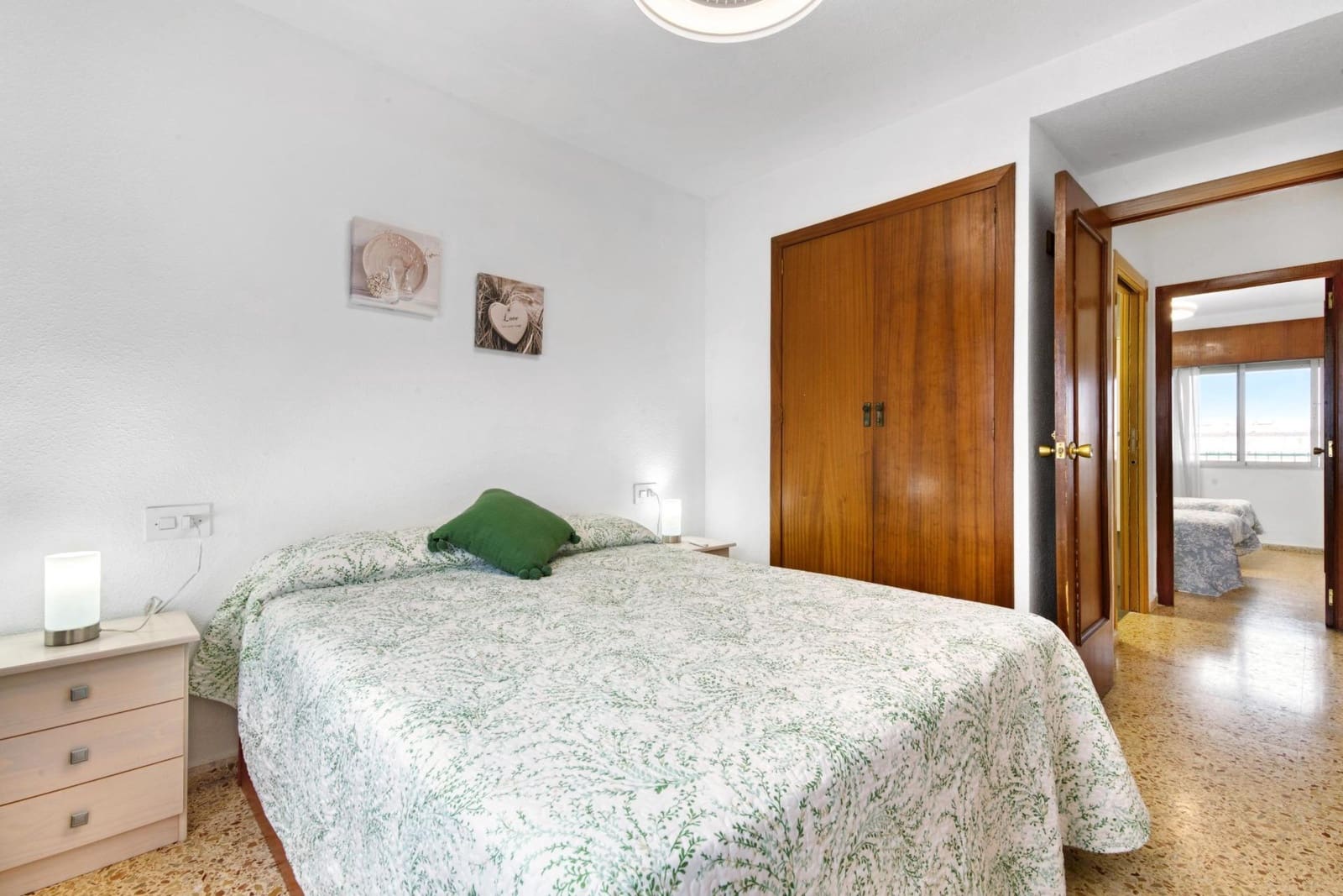 2 bedroom Apartment for rent in Gandia with pool - € 3,200 (Ref: 8817783)