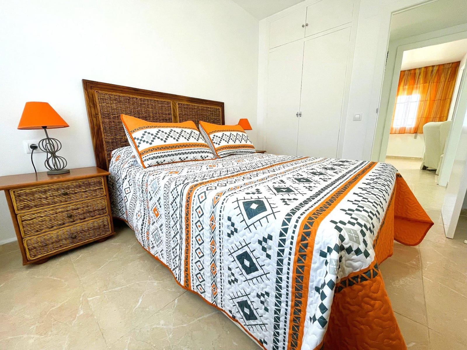 3 sypialnia Apartament do wynajęcia w Gandia z basenem - 5 200 € (Ref: 8905579)