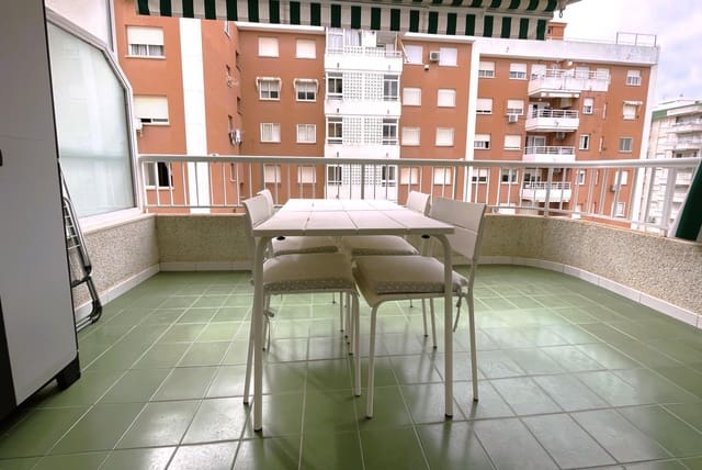 2 soverom Leilighet til leie i Gandia med svømmebasseng - € 3 200 (Ref: 8935140)
