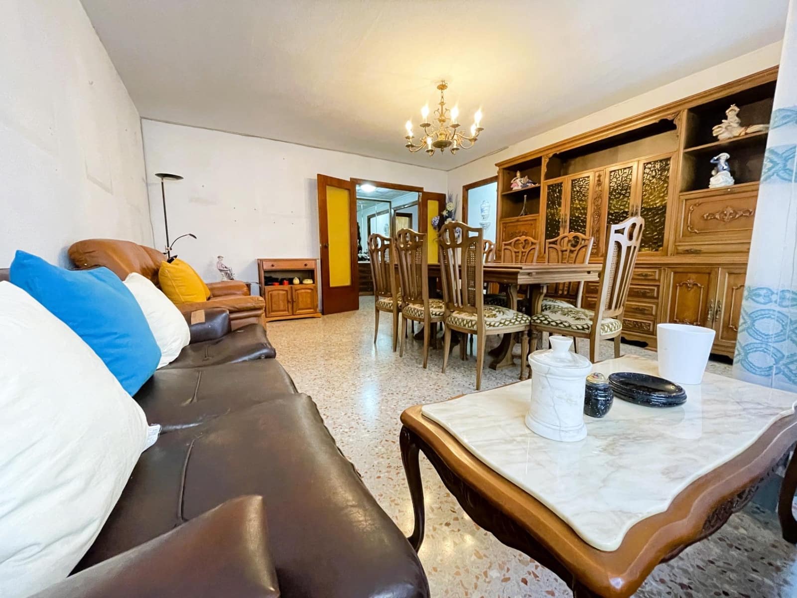 4 soverom Leilighet til salgs i Gandia - € 185 000 (Ref: 8936679)