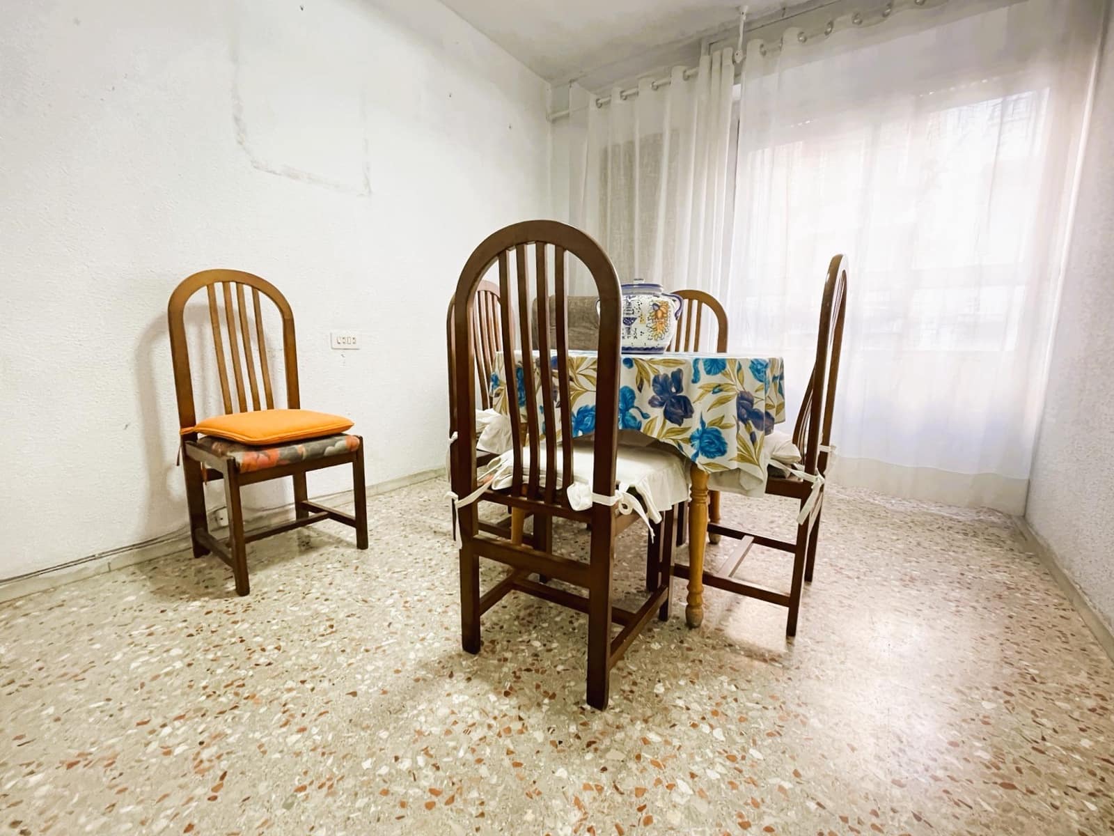 4 soverom Leilighet til salgs i Gandia - € 185 000 (Ref: 8936679)