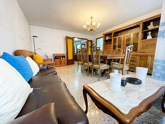 4 sovrum Lägenhet till salu i Gandia - 185 000 € (Ref: 8936679)