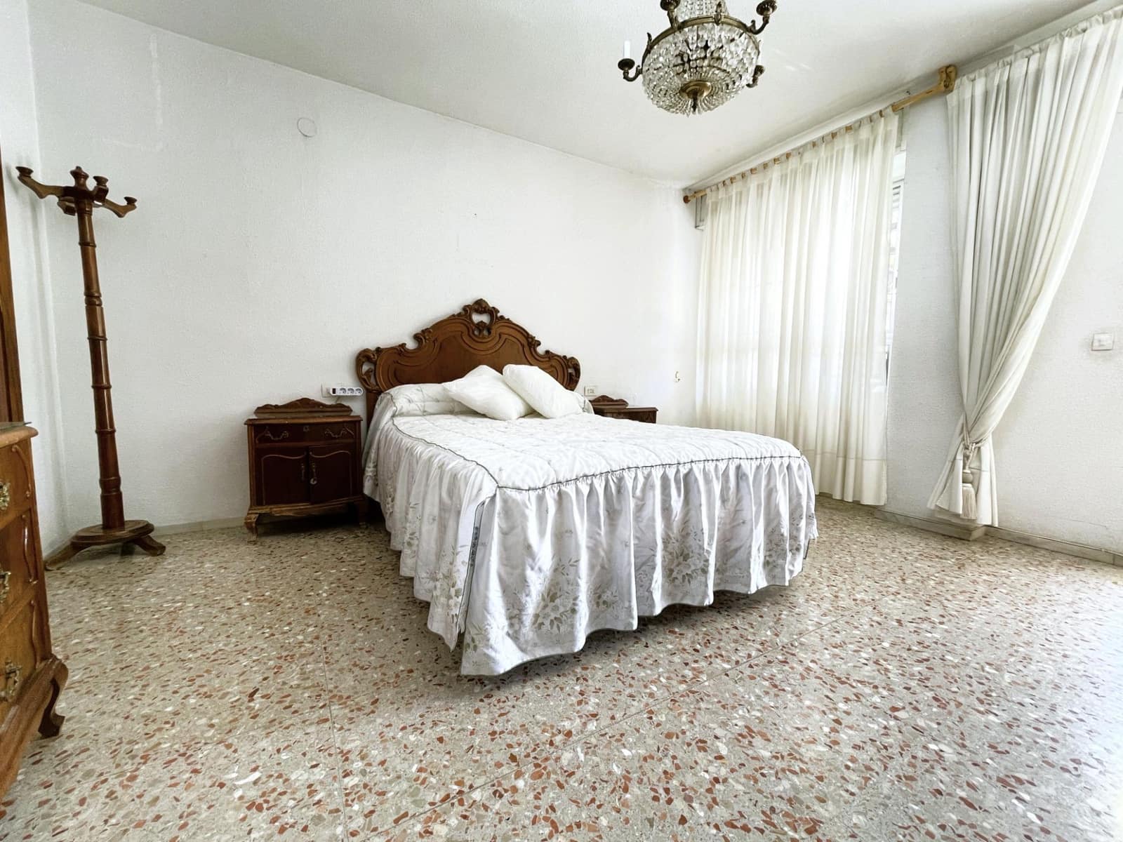 4 soverom Leilighet til salgs i Gandia - € 185 000 (Ref: 8936679)