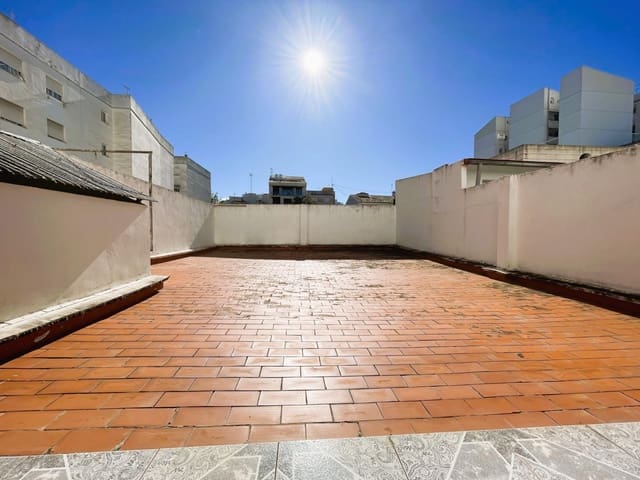 4 sovrum Lägenhet till salu i Gandia - 185 000 € (Ref: 8936679)