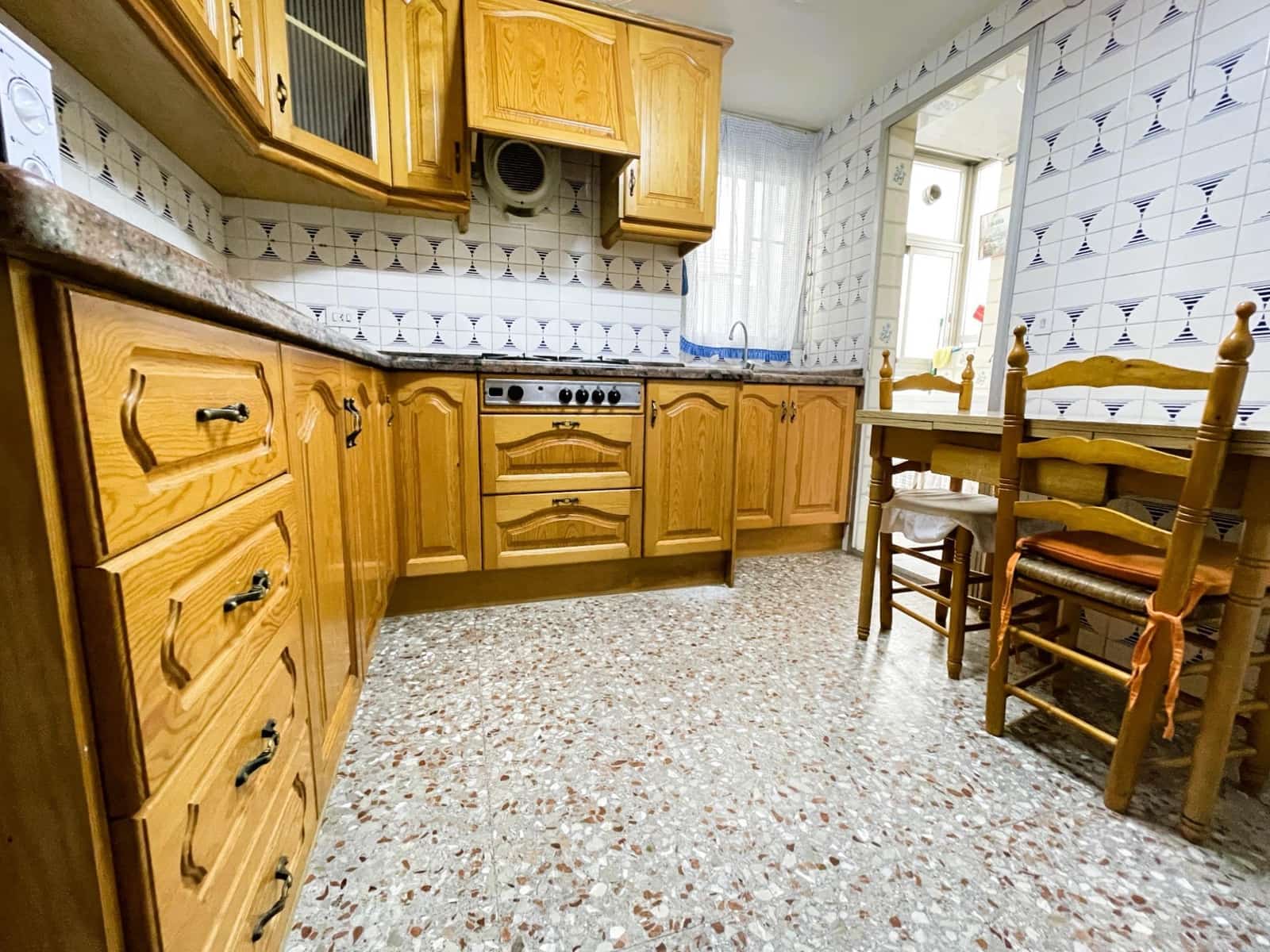 4 soverom Leilighet til salgs i Gandia - € 185 000 (Ref: 8936679)