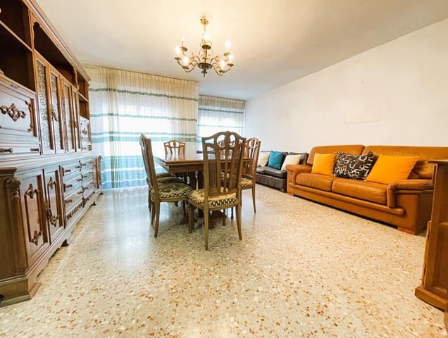 4 sovrum Lägenhet till salu i Gandia - 185 000 € (Ref: 8936679)