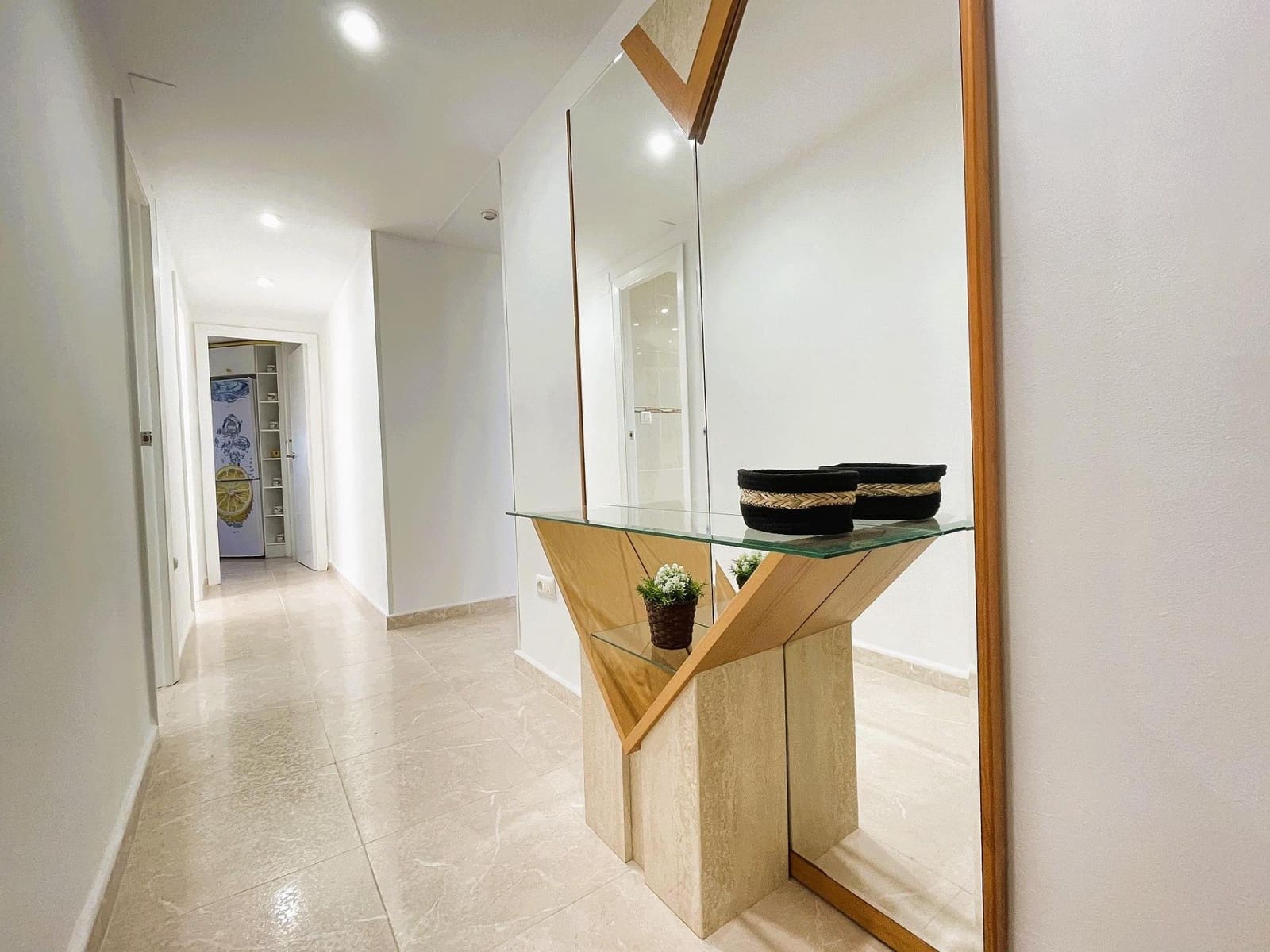3 Zimmer Apartment zu vermieten in Gandia mit Pool Garage - 950 € (Ref: 9029822)