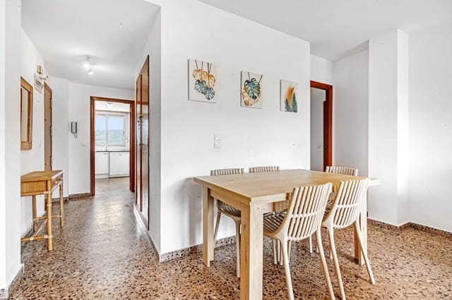 3 slaapkamer Appartement te huur in Gandia met zwembad - € 650 (Ref: 9029824)