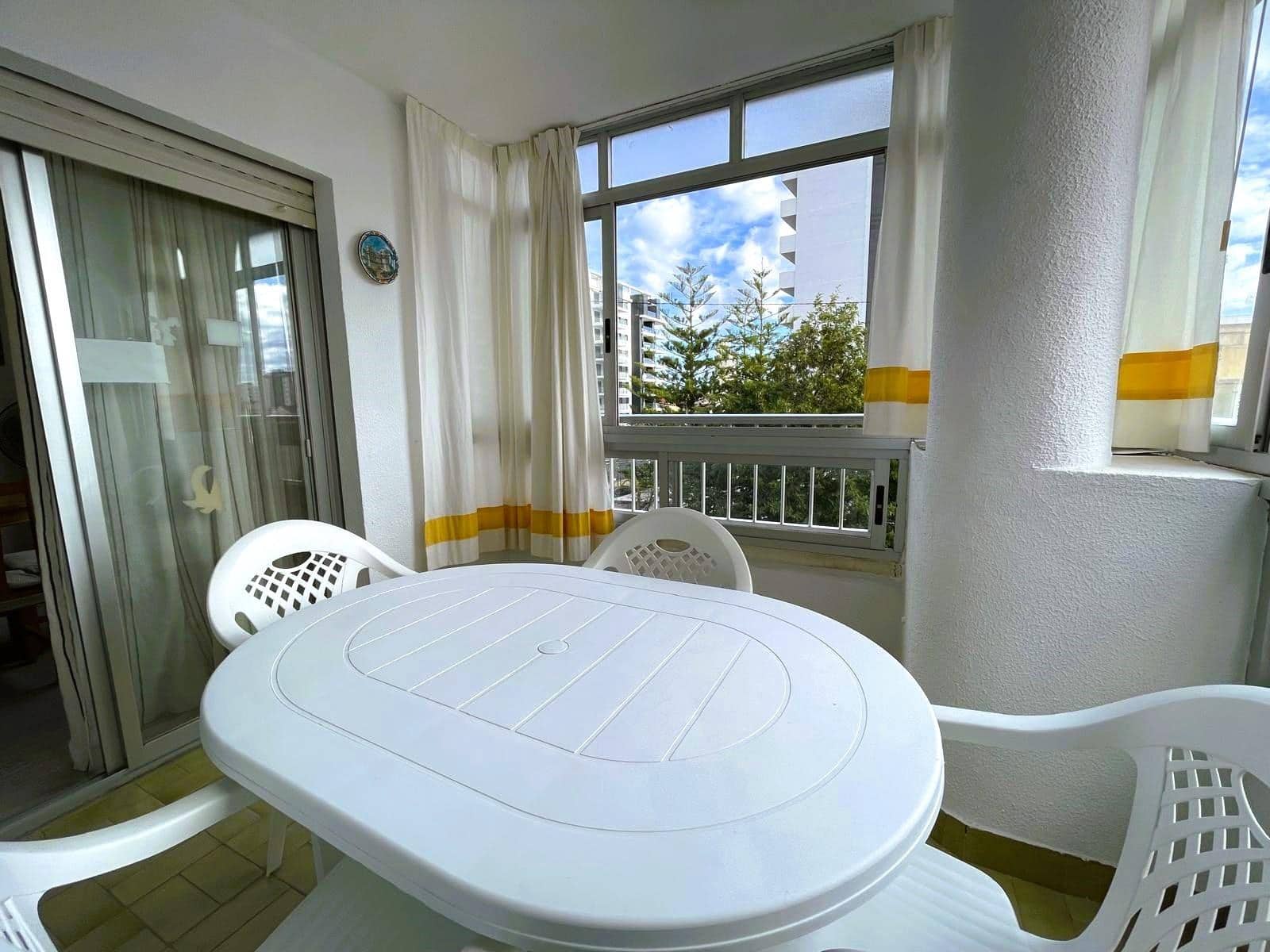 2 soverom Leilighet til leie i Gandia - € 550 (Ref: 9029826)