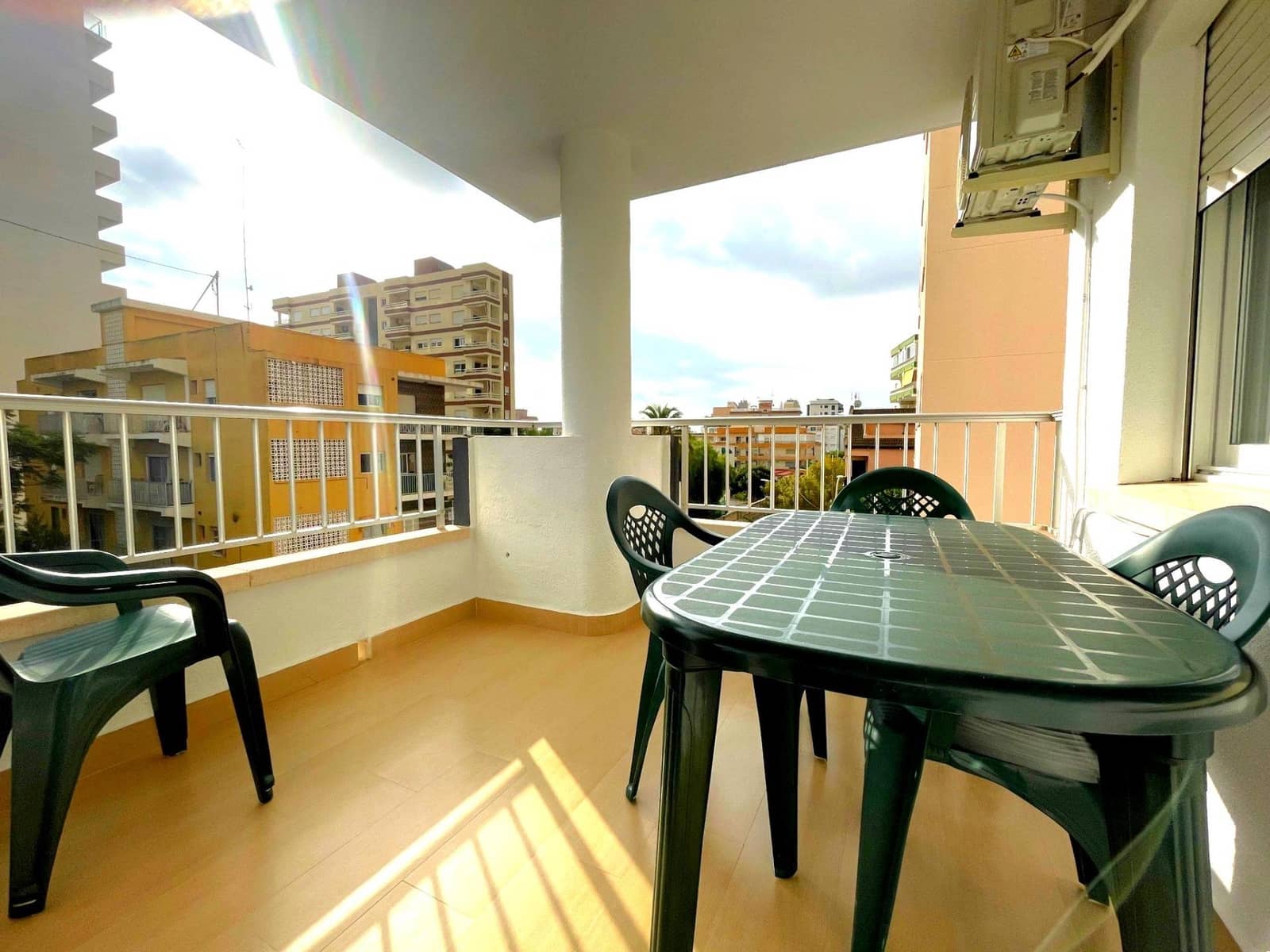 Appartement de 2 chambres à louer à Gandia avec garage - 550 € (Ref: 9029827)