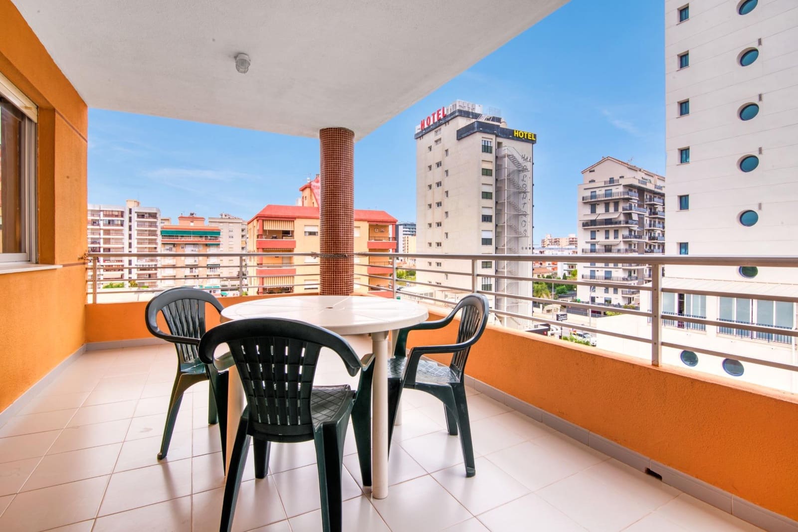 3 camera da letto Appartamento da affittare in Gandia con piscina - 650 € (Rif: 9095149)