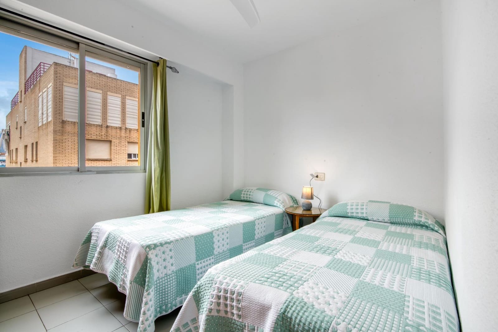 3 camera da letto Appartamento da affittare in Gandia con piscina - 650 € (Rif: 9095149)