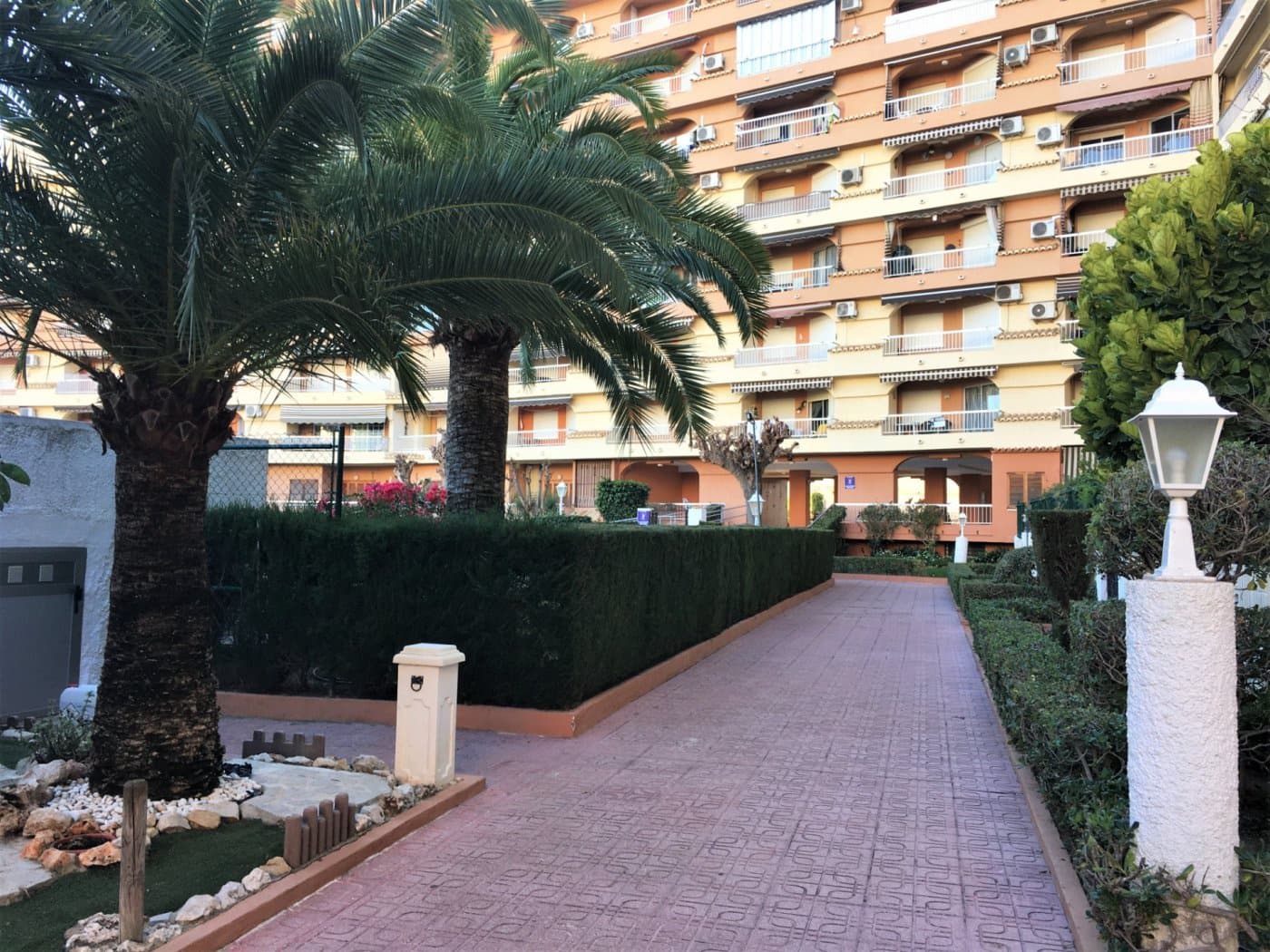 2 Zimmer Apartment zu vermieten in Gandia mit Pool - 580 € (Ref: 9095150)