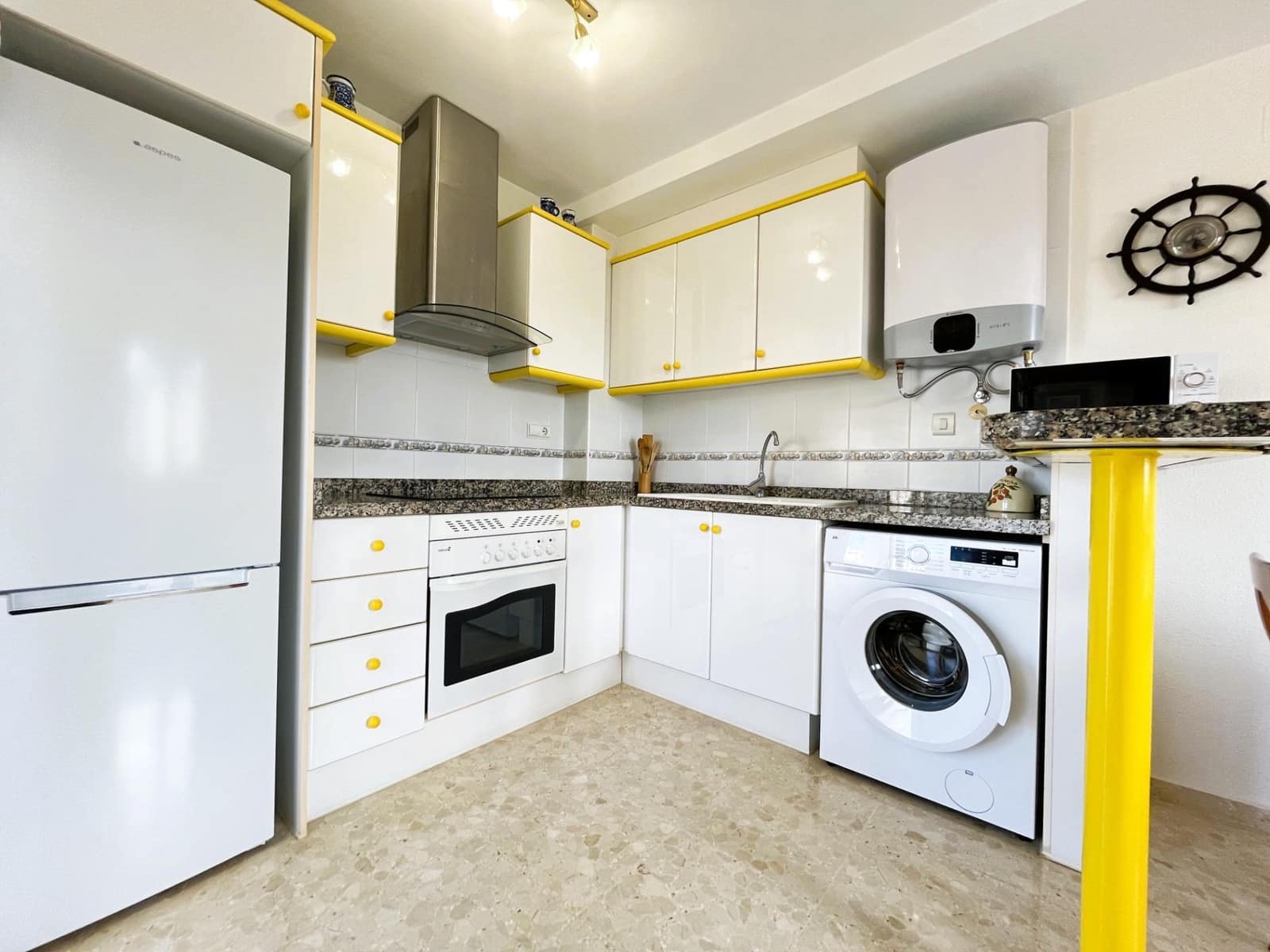 2 sovrum Takvåning att hyra i Gandia med pool garage - 700 € (Ref: 9098979)