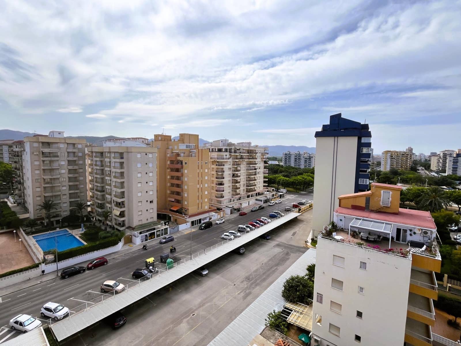 2 sovrum Takvåning att hyra i Gandia med pool garage - 700 € (Ref: 9098979)