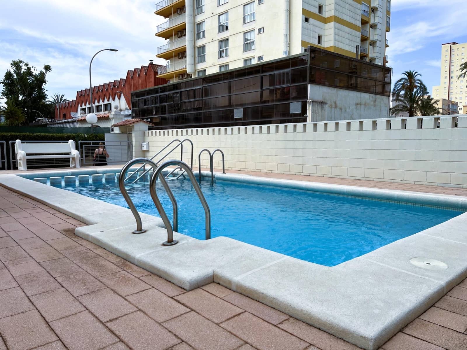 2 sovrum Takvåning att hyra i Gandia med pool garage - 700 € (Ref: 9098979)
