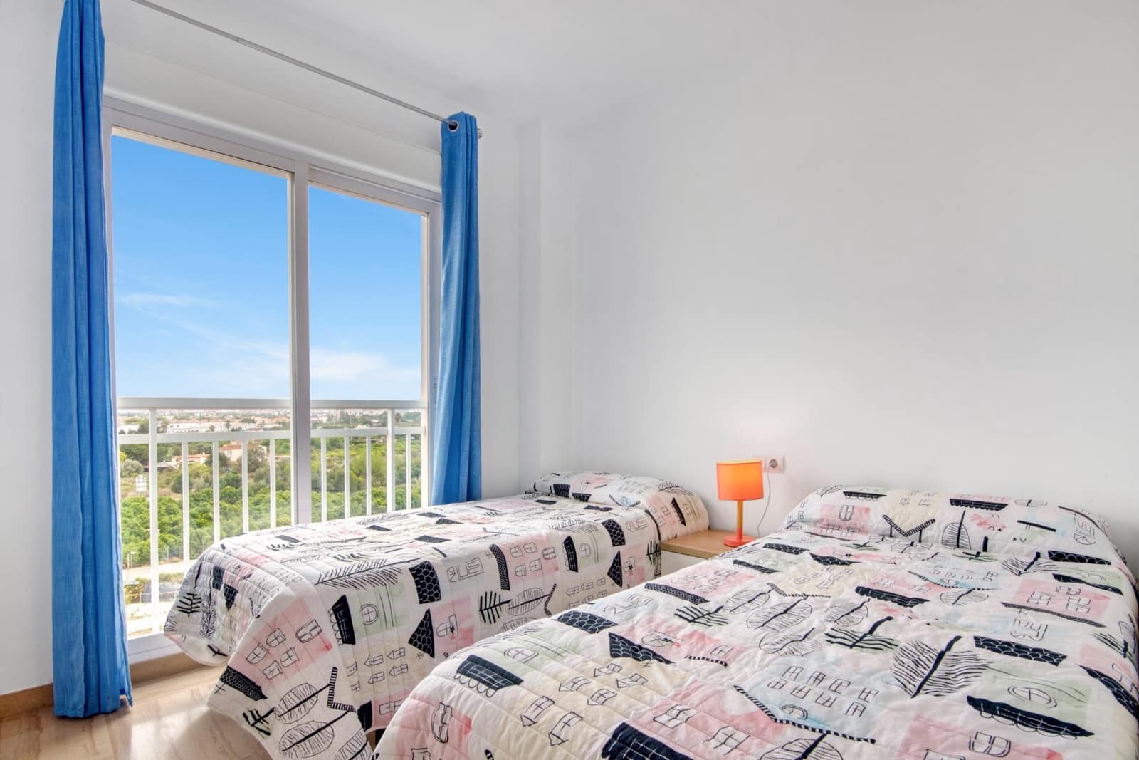 3 camera da letto Appartamento da affittare in Gandia con piscina - 650 € (Rif: 9162157)
