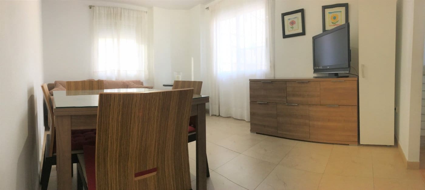 2 soverom Leilighet til leie i Gandia - € 550 (Ref: 9185249)