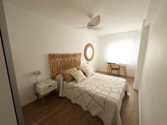 3 Zimmer Apartment zu vermieten in Gandia - 950 € (Ref: 9232821)