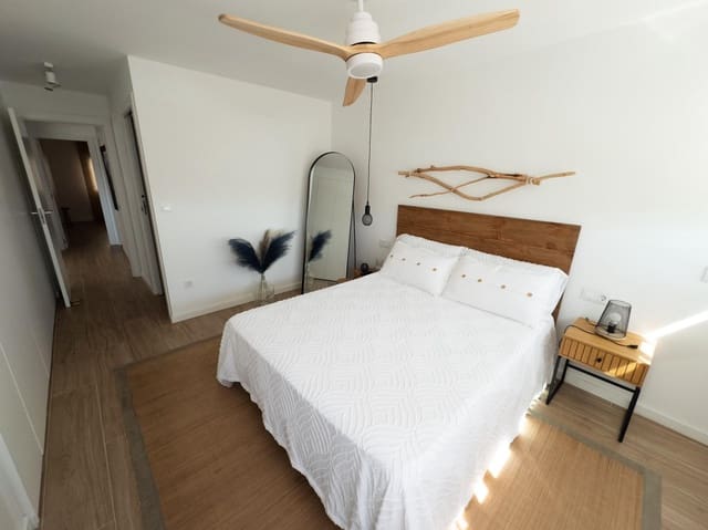 3 Zimmer Apartment zu vermieten in Gandia - 950 € (Ref: 9232821)
