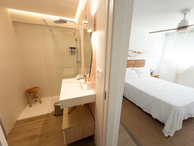 3 Zimmer Apartment zu vermieten in Gandia - 950 € (Ref: 9232821)