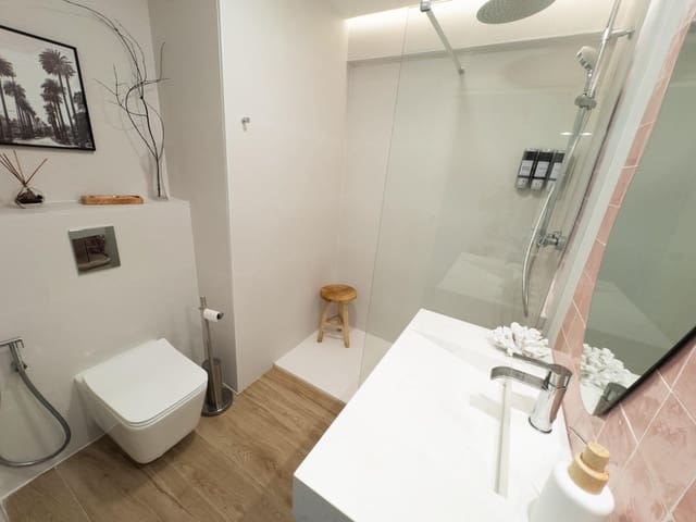 3 Zimmer Apartment zu vermieten in Gandia - 950 € (Ref: 9232821)