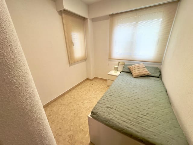 Apartamento de 2 habitaciones en Gandia en alquiler con piscina - 3.100 € (Ref: 9294301)