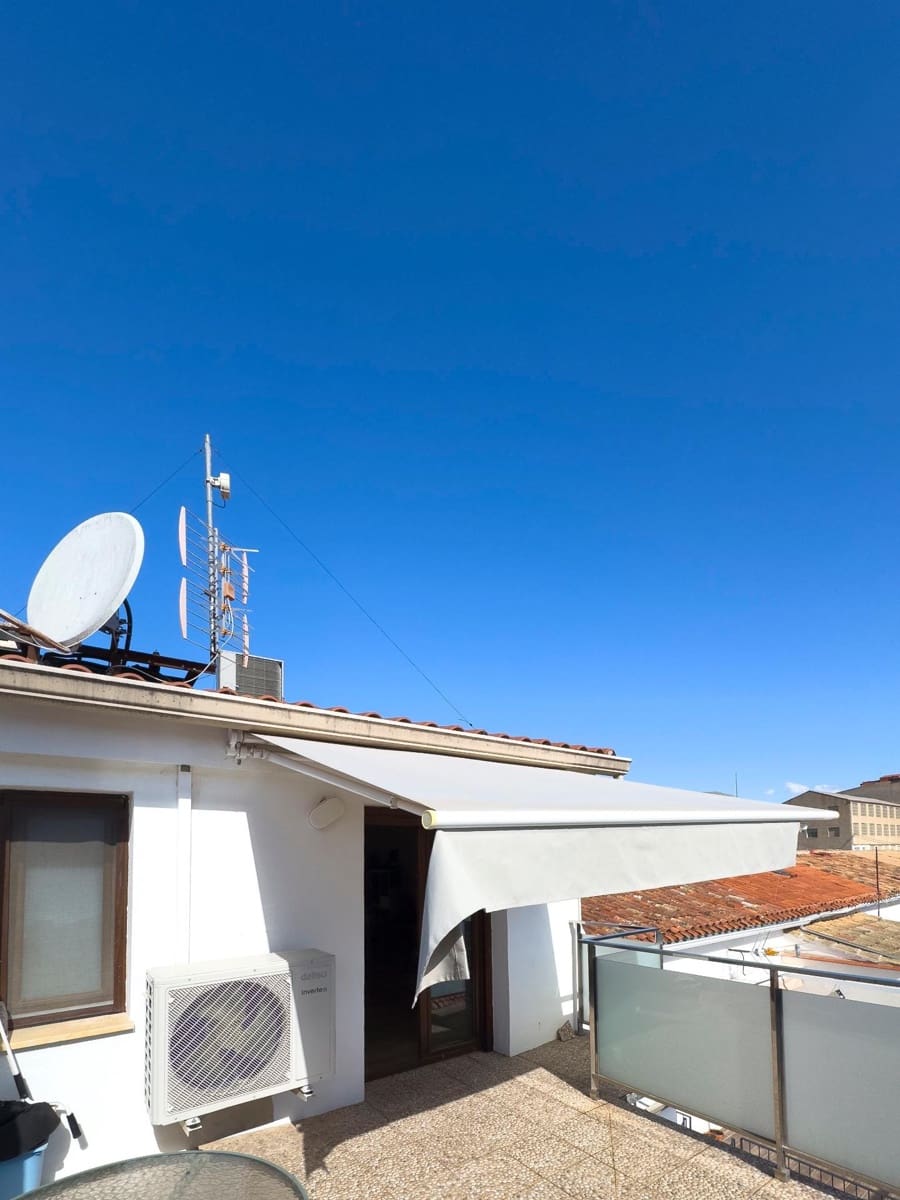 3 makuuhuone Omakotitalo myytävänä paikassa Bocairent - 199 000 € (Ref: 9403303)