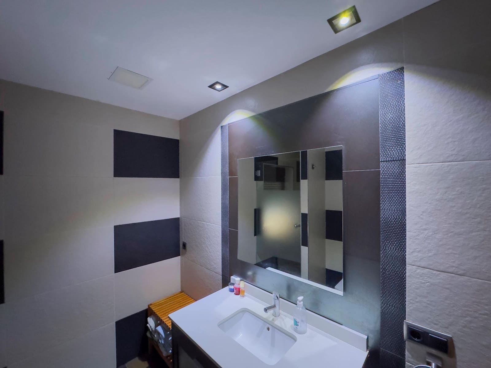 3 makuuhuone Omakotitalo myytävänä paikassa Bocairent - 199 000 € (Ref: 9403303)