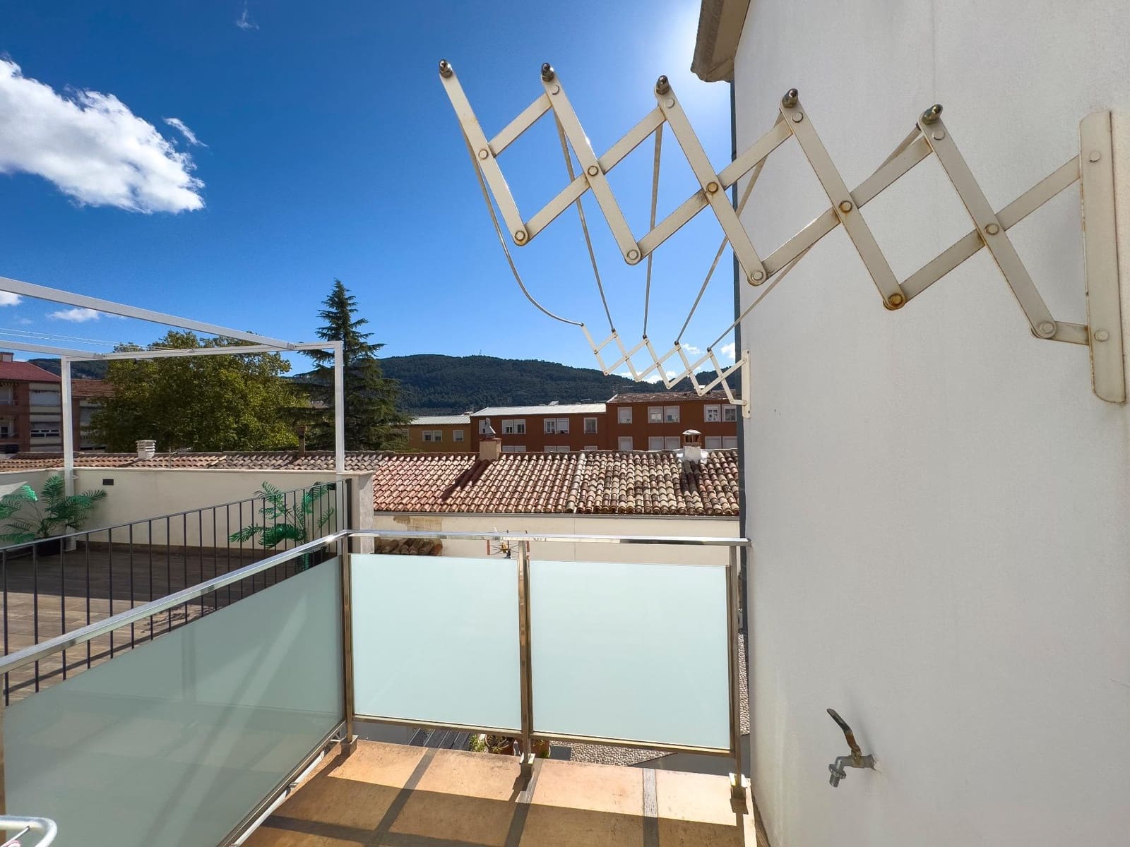 3 makuuhuone Omakotitalo myytävänä paikassa Bocairent - 199 000 € (Ref: 9403303)