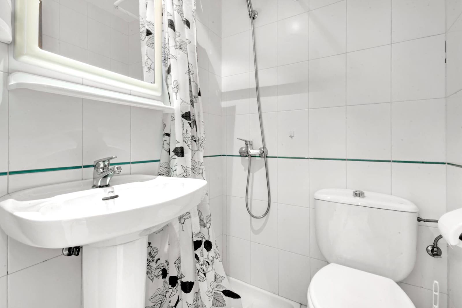 Appartement de 4 chambres à louer à Gandia avec piscine - 3 300 € (Ref: 9530869)