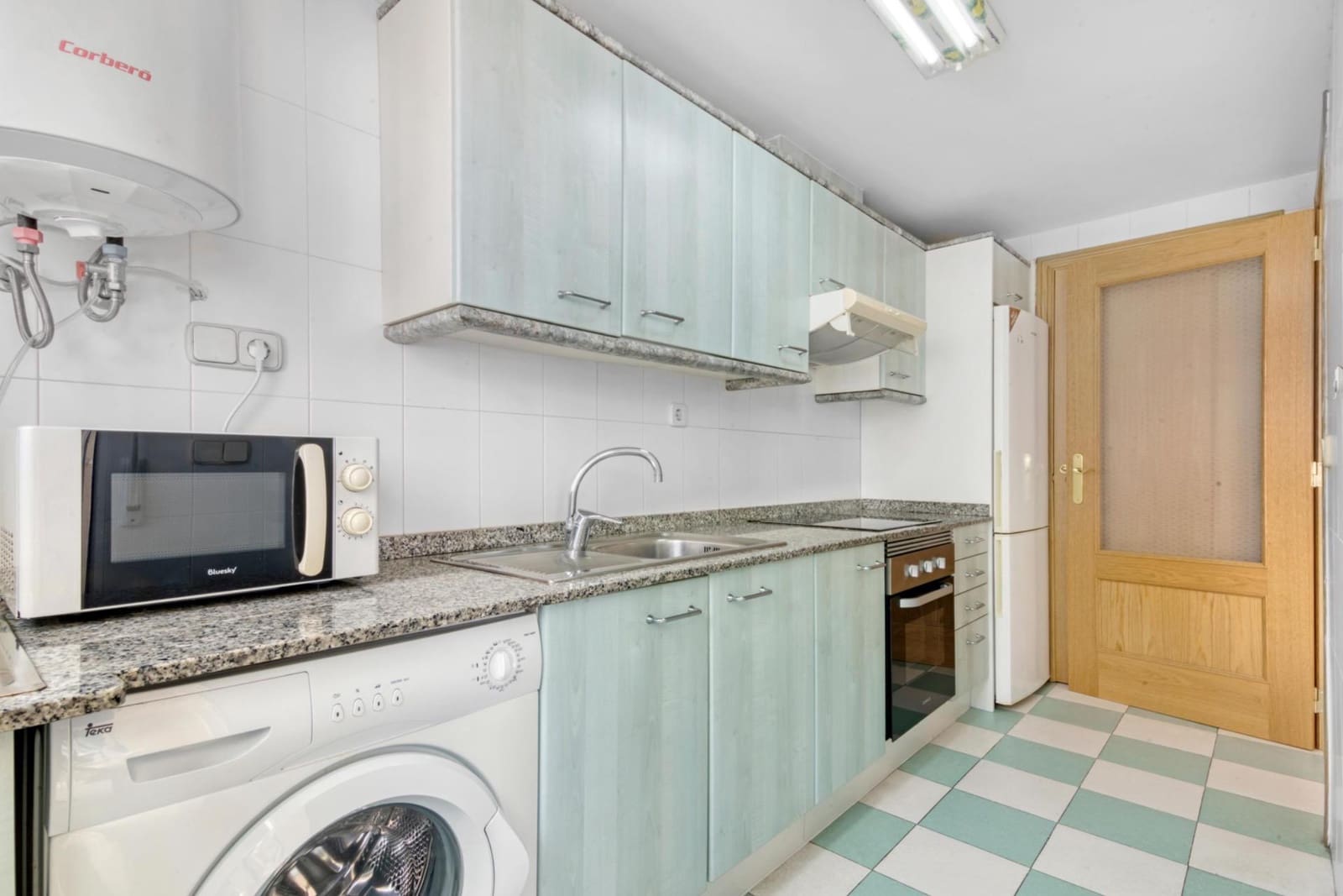 Appartement de 4 chambres à louer à Gandia avec piscine - 3 300 € (Ref: 9530869)