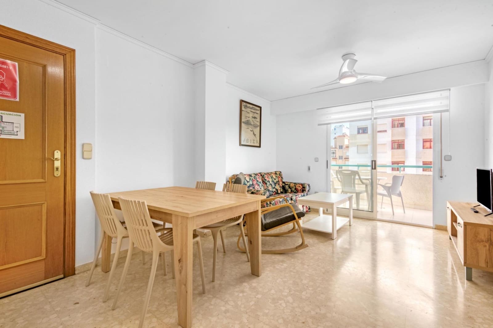 Appartement de 4 chambres à louer à Gandia avec piscine - 3 300 € (Ref: 9530869)