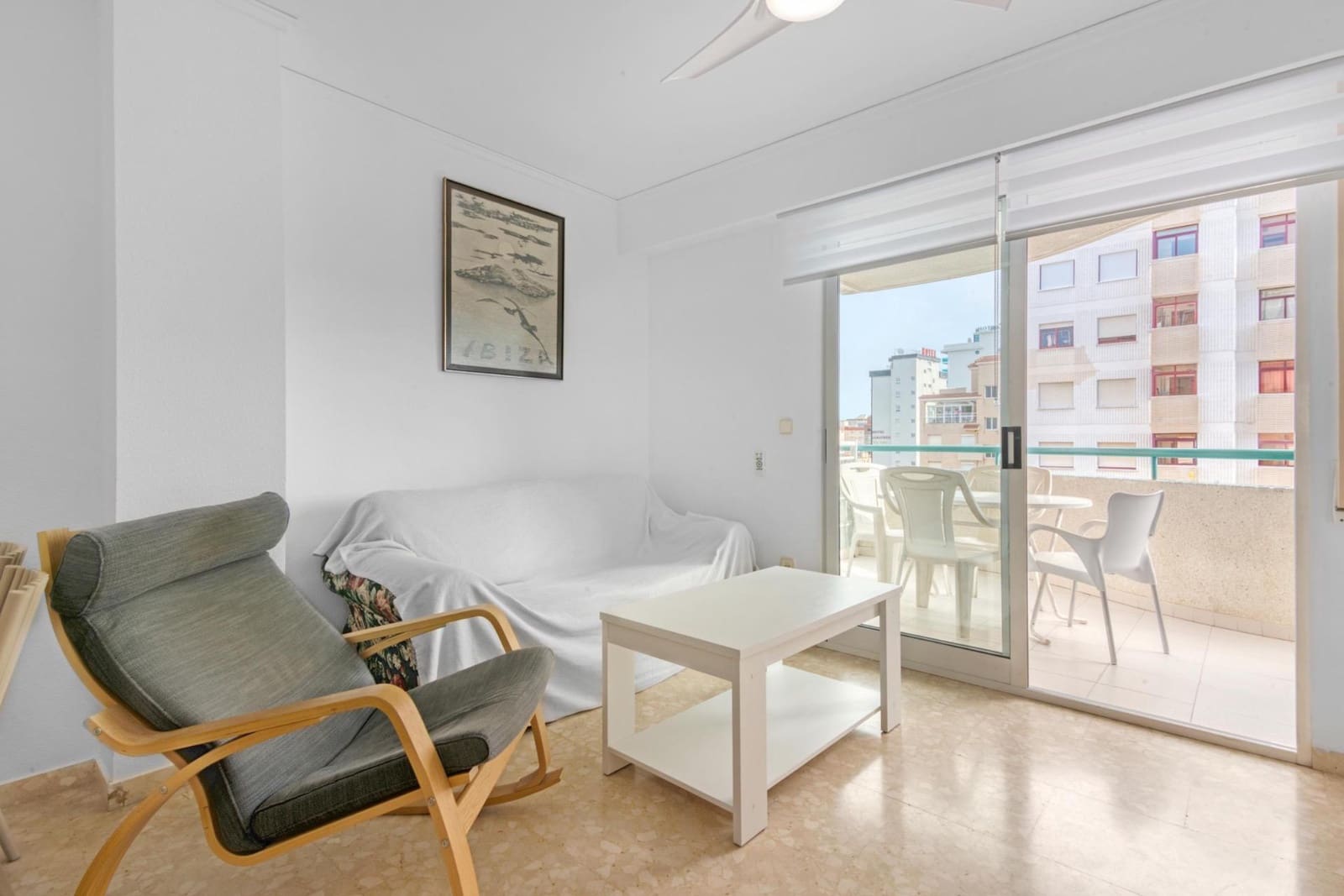 Appartement de 4 chambres à louer à Gandia avec piscine - 3 300 € (Ref: 9530869)