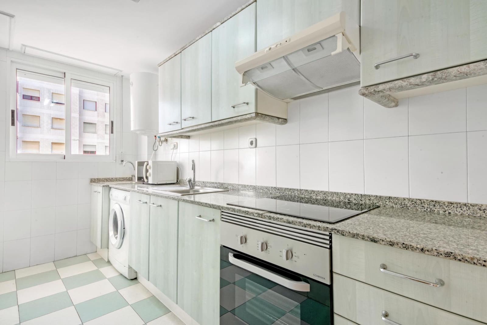 Appartement de 4 chambres à louer à Gandia avec piscine - 3 300 € (Ref: 9530869)