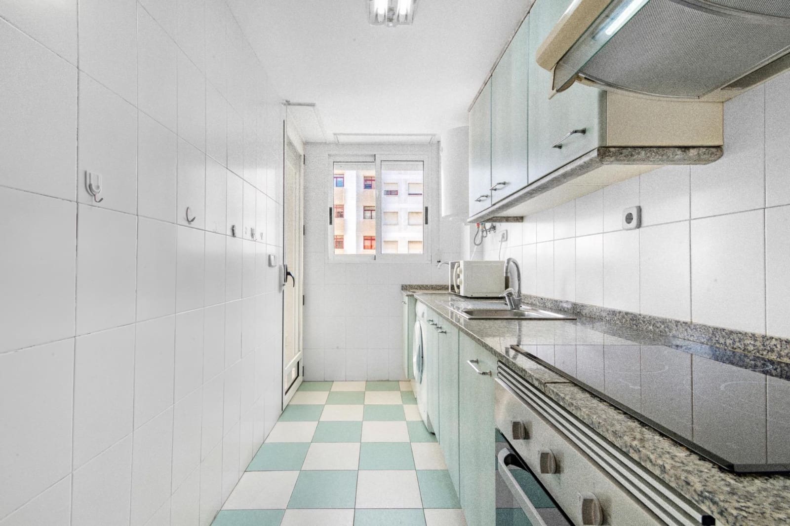 Appartement de 4 chambres à louer à Gandia avec piscine - 3 300 € (Ref: 9530869)