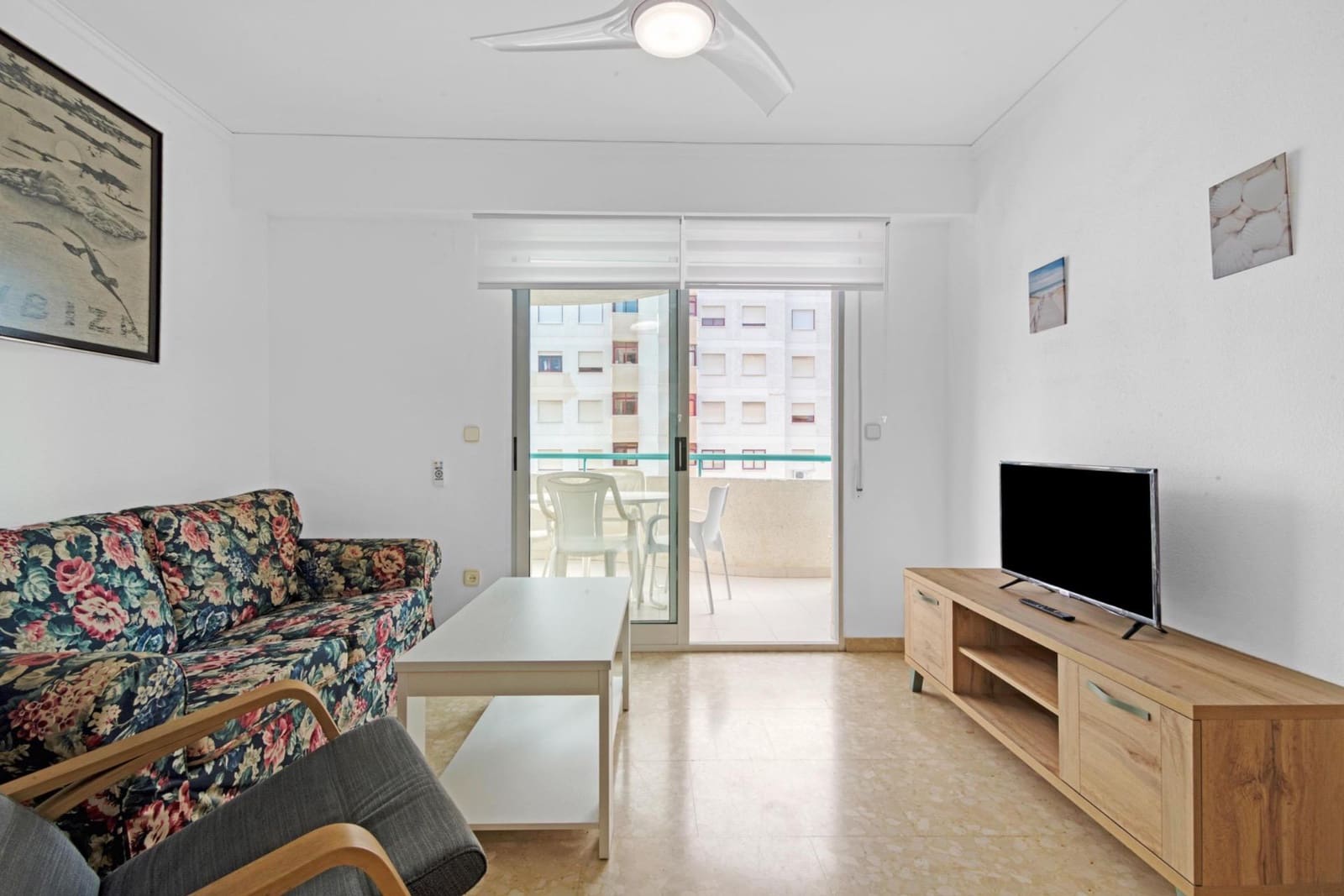 Appartement de 4 chambres à louer à Gandia avec piscine - 3 300 € (Ref: 9530869)