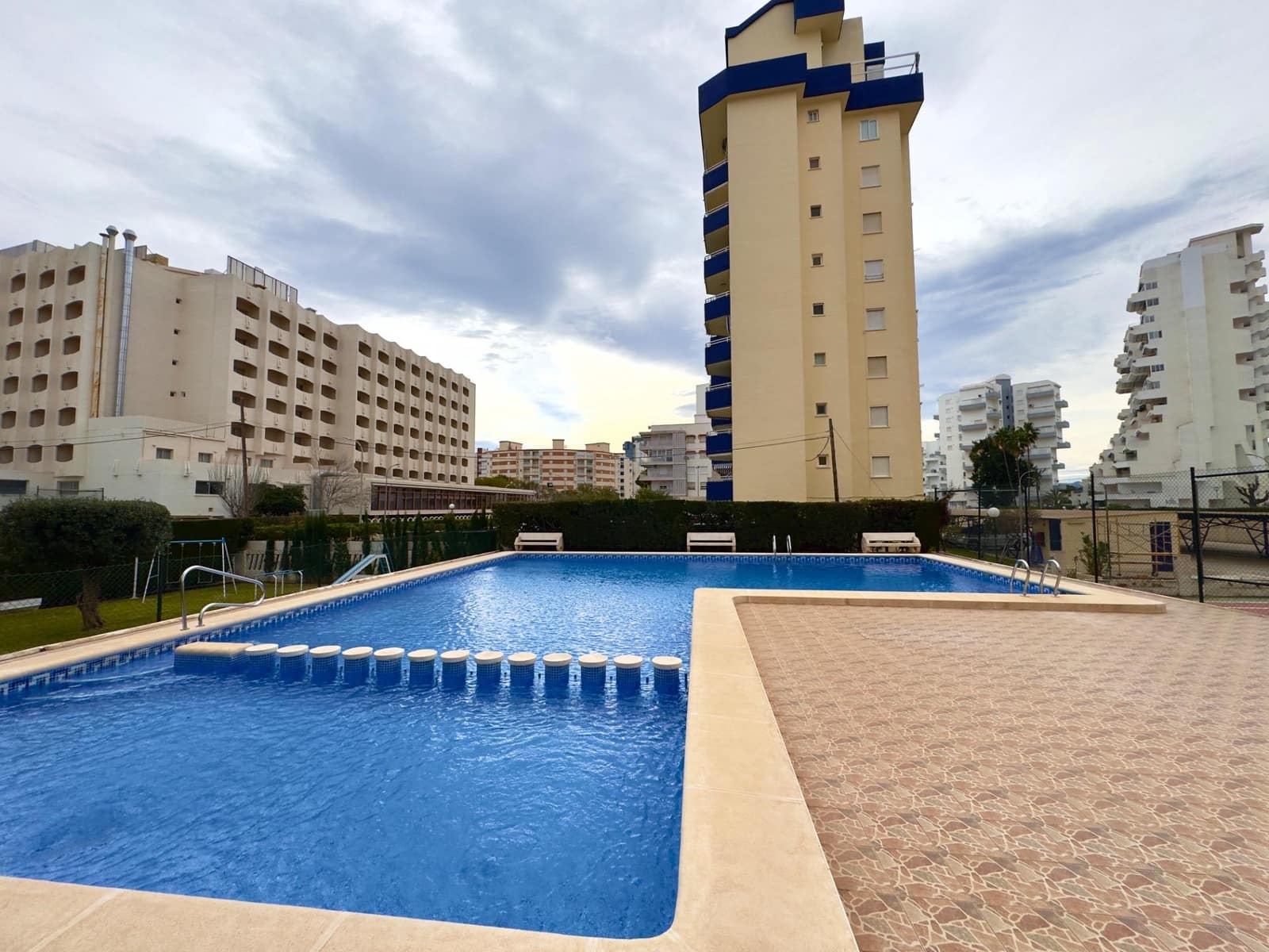 4 sypialnia Apartament na sprzedaż w Gandia z basenem - 260 000 € (Ref: 9591175)