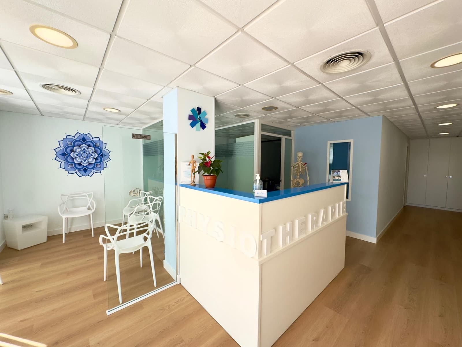4 bedroom Commercial for rent in Gandia - € 1,000 (Ref: 9829029)