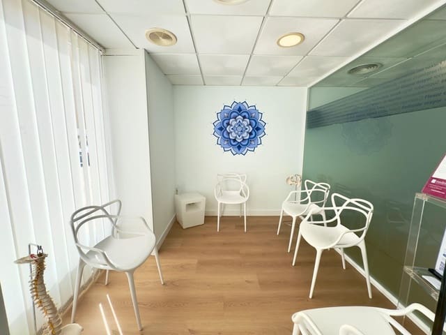 4 Zimmer Gewerbe zu vermieten in Gandia - 1.000 € (Ref: 9829029)