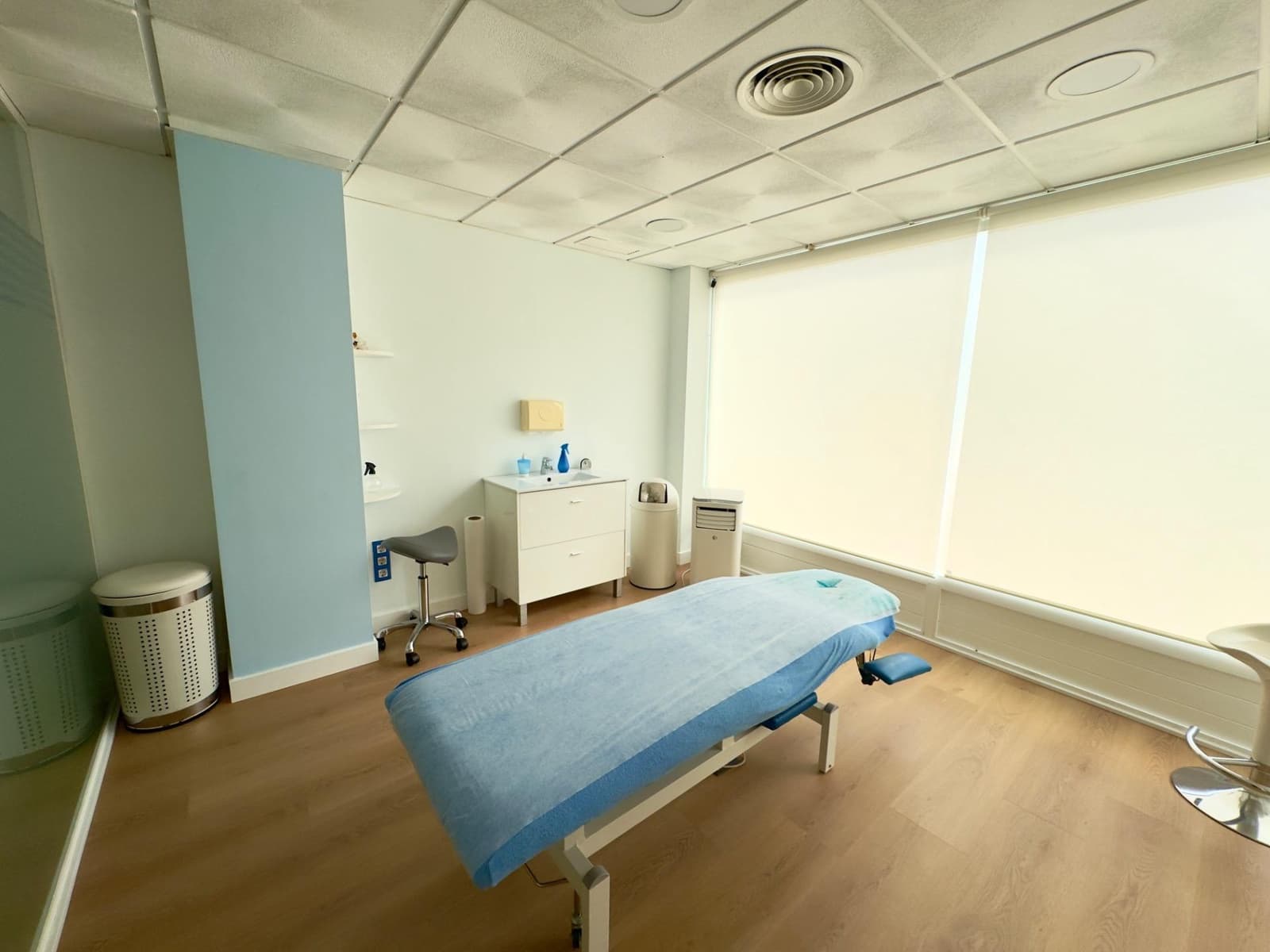 4 bedroom Commercial for rent in Gandia - € 1,000 (Ref: 9829029)