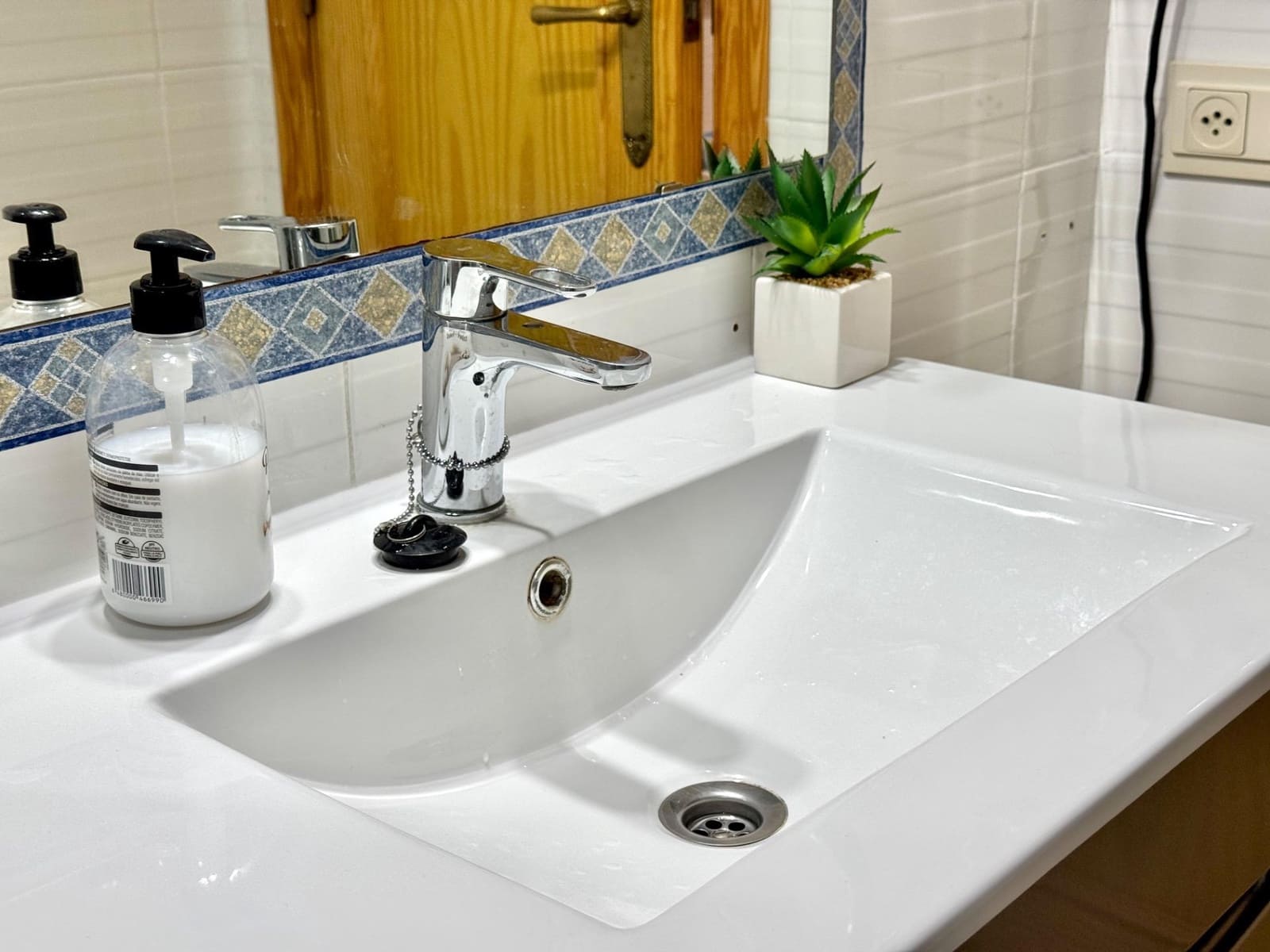 Apartamento de 2 habitaciones en Gandia en alquiler con piscina - 600 € (Ref: 9966602)