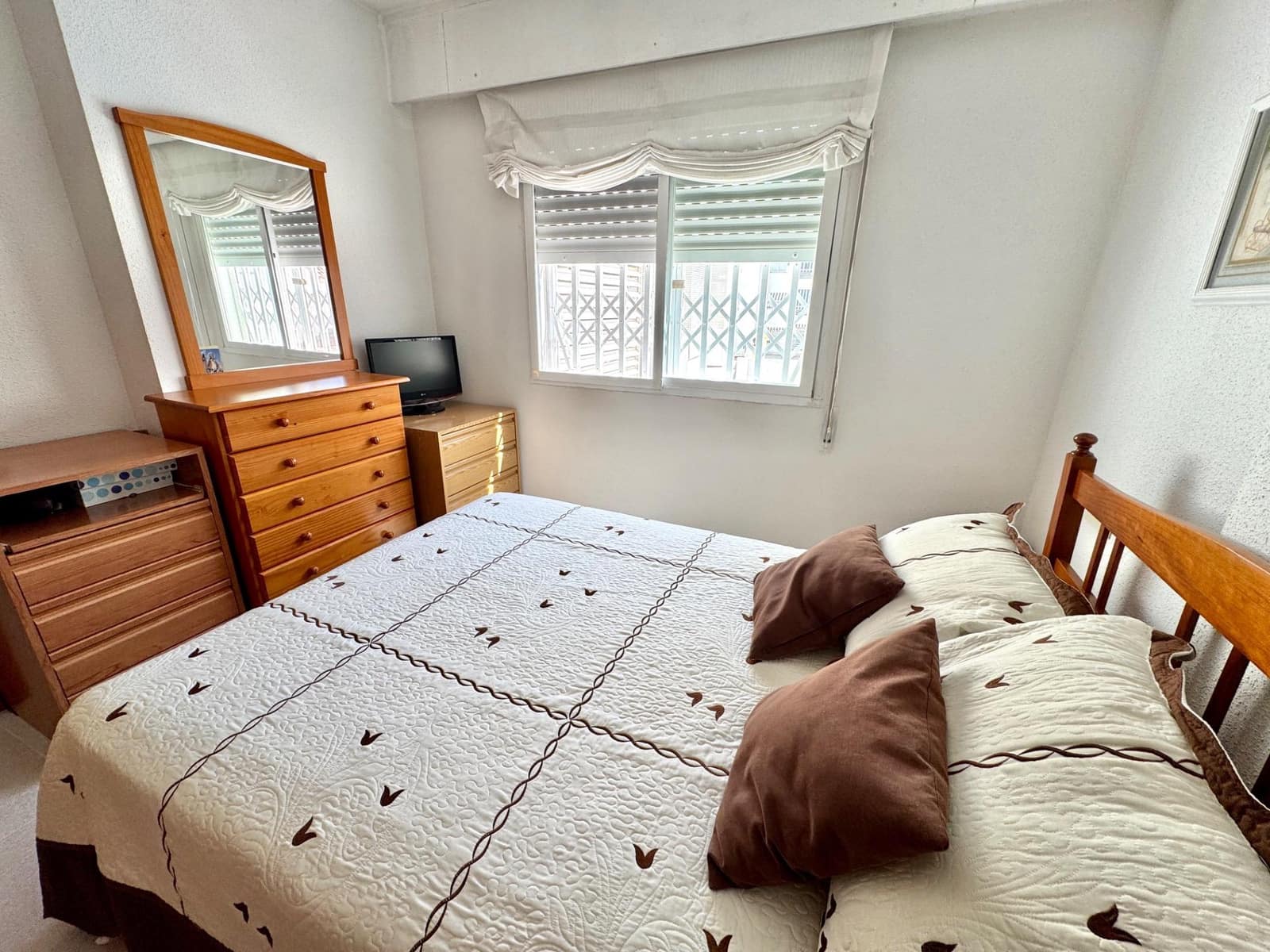 Apartamento de 2 habitaciones en Gandia en alquiler con piscina - 600 € (Ref: 9966602)