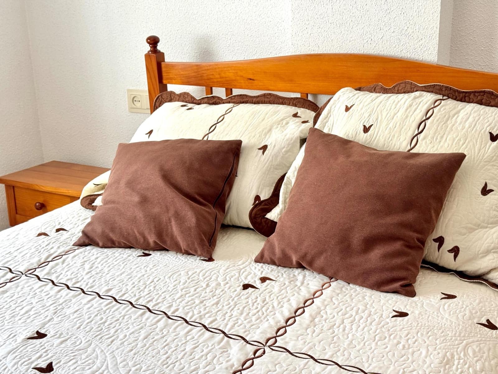 Apartamento de 2 habitaciones en Gandia en alquiler con piscina - 600 € (Ref: 9966602)