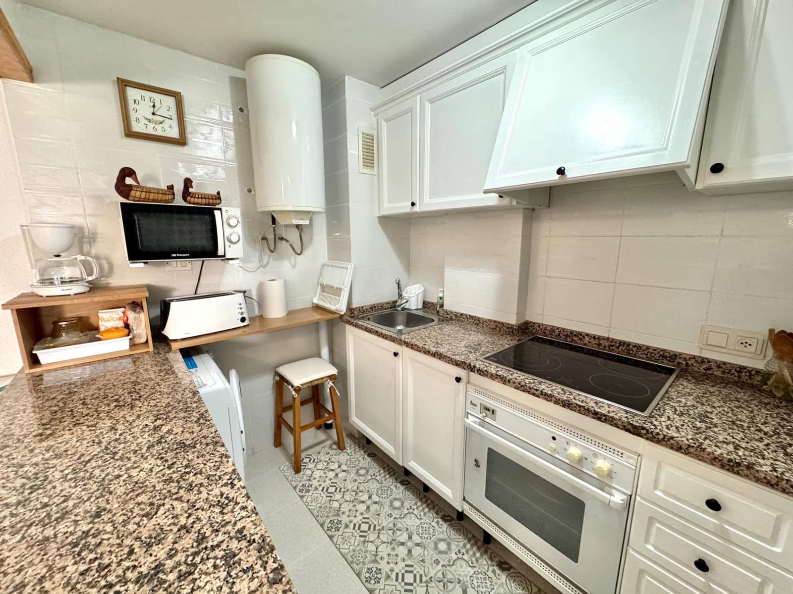Apartamento de 2 habitaciones en Gandia en alquiler con piscina - 600 € (Ref: 9966602)