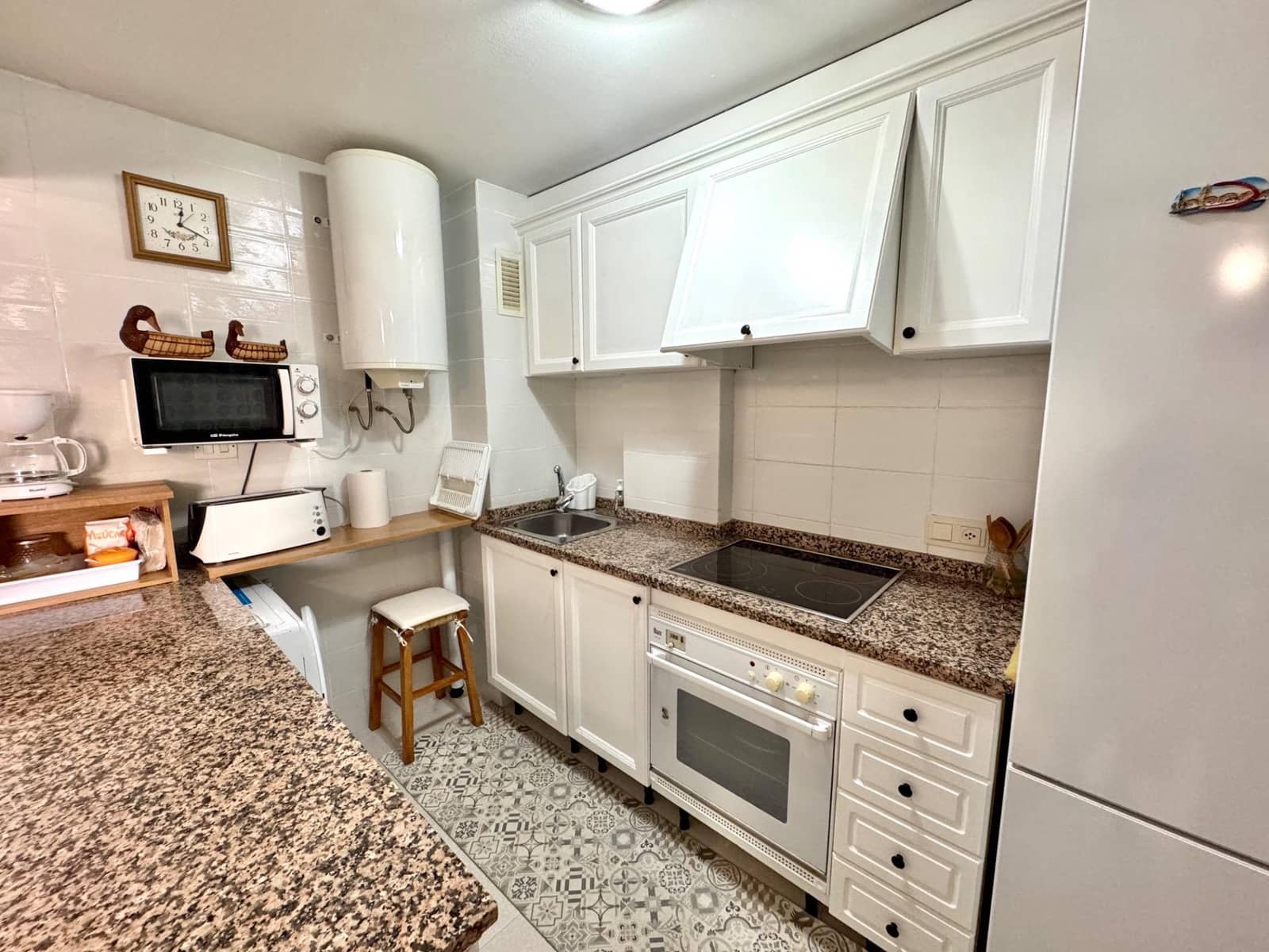 Apartamento de 2 habitaciones en Gandia en alquiler con piscina - 600 € (Ref: 9966602)