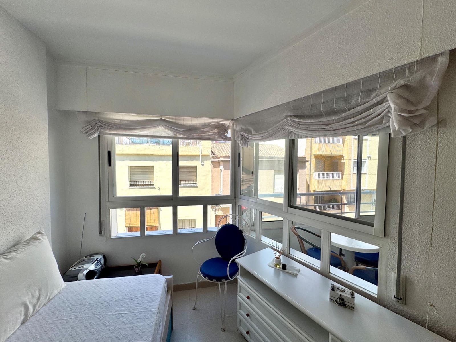 Apartamento de 2 habitaciones en Gandia en alquiler con piscina - 600 € (Ref: 9966602)