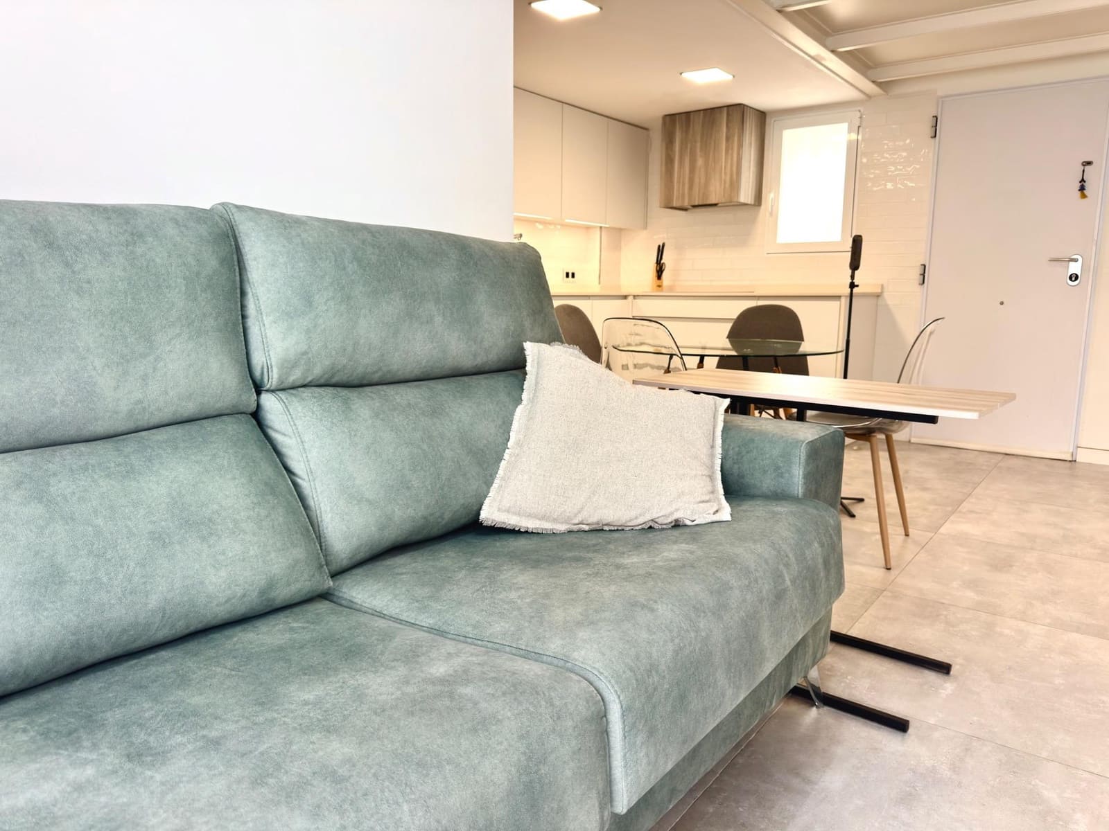 1 bedroom Loft for rent in Gandia - € 750 (Ref: 9975359)